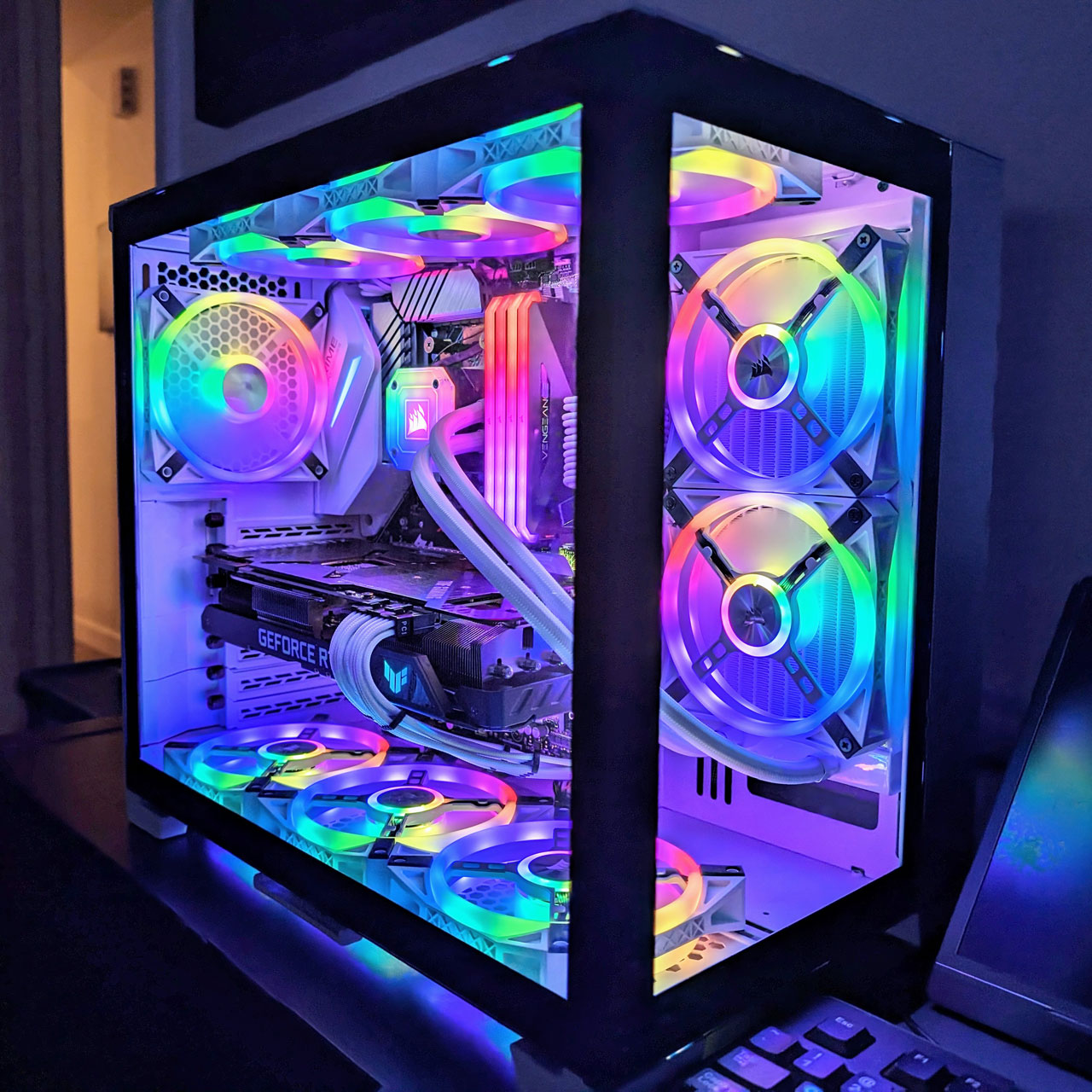 Sold PC: Nvidia RTX 3090 FE 24GB in Lian Li O11D Mini