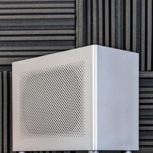 cooj z13 silver custom prebuilt sff mini itx gaming pc closeup