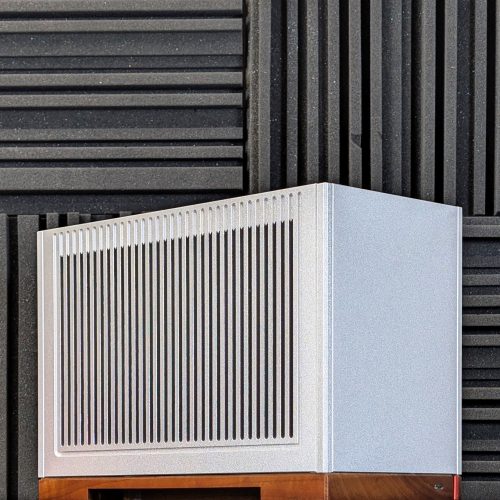 jonsbo t9 silver custom prebuilt sff itx gaming pc case closeup