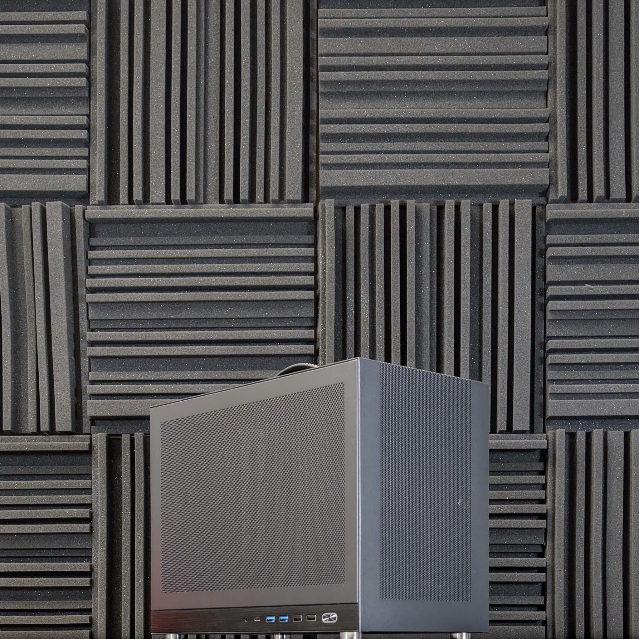 shiny snake g300 black custom prebuilt sff matx gaming pc scaled